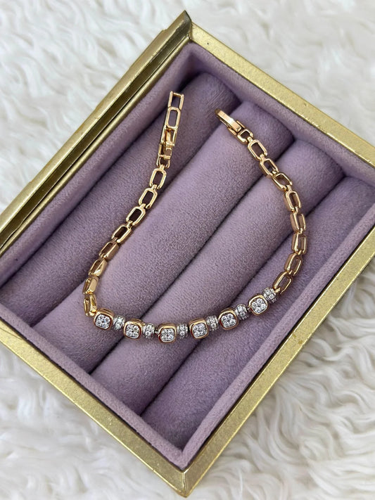 Xuping Işıltını Yansıt  Gold Taşlı Bileklik★★★★★