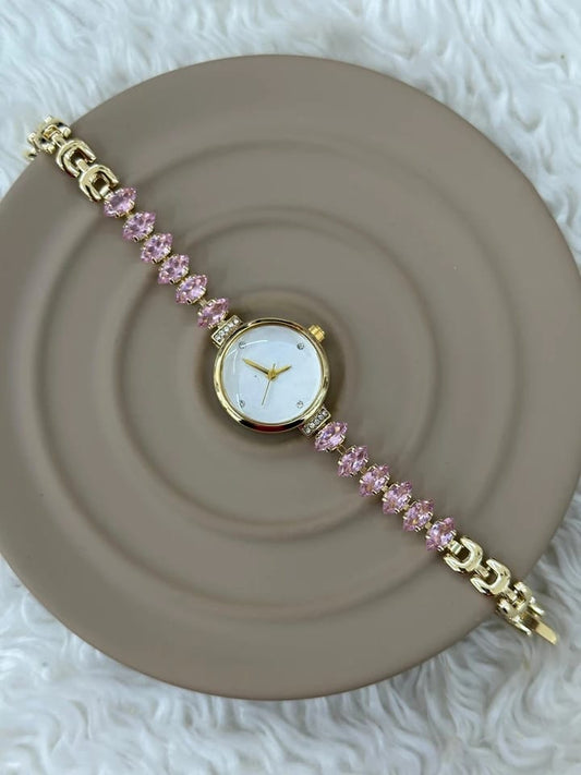 Swarovski Kadın Saat – Pembe Taş Detaylı Zarafet★★★★★