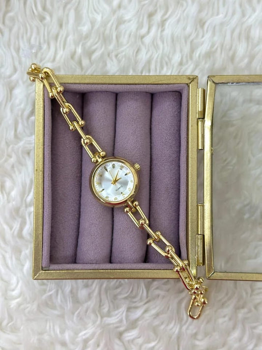 Tiffany Ful Rose Gold Kadın Saat – Zarafetin Işıltısı★★★★★