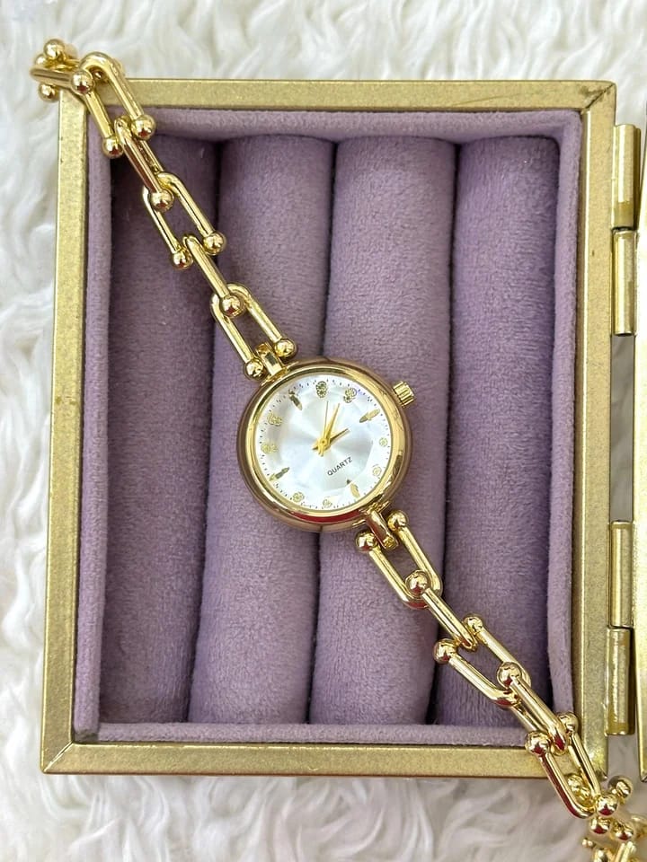 Tiffany Ful Rose Gold Kadın Saat – Zarafetin Işıltısı★★★★★